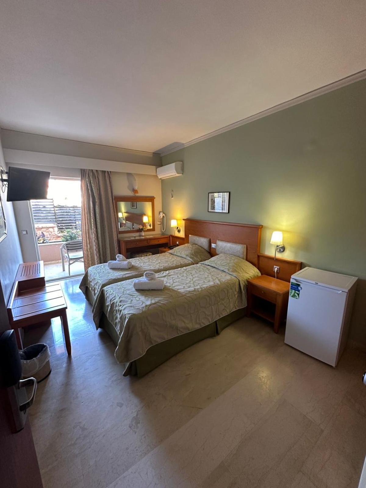 تولو Paradise Lost Hotel-Apartments المظهر الخارجي الصورة