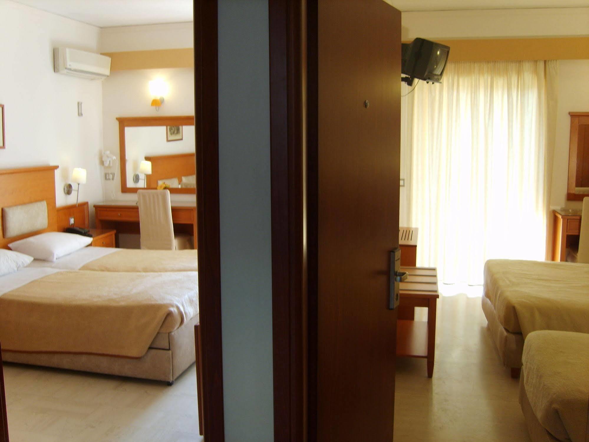 تولو Paradise Lost Hotel-Apartments المظهر الخارجي الصورة