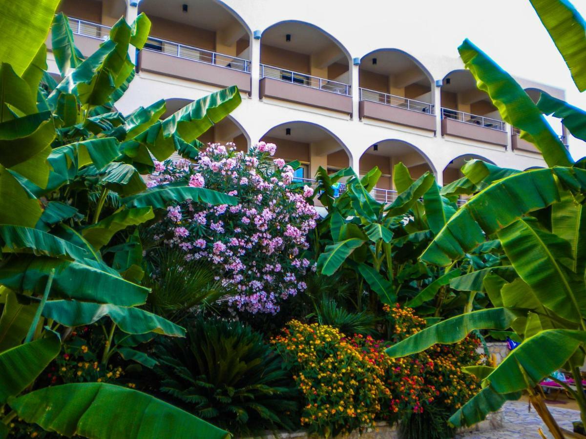 تولو Paradise Lost Hotel-Apartments المظهر الخارجي الصورة